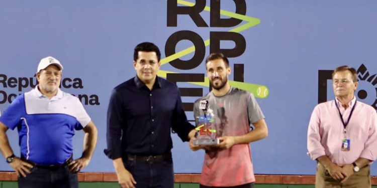 Dzumhur logra el bicampeonato del RD Open