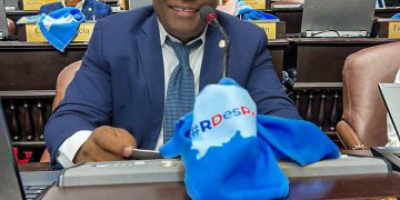 Diputado Feliz Encarnacion en Medio de controversia reforma su compromiso por la vida .