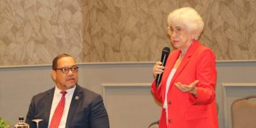 Directora General de Ética e Integridad Gubernamental Resalta Labor de la Defensa Pública