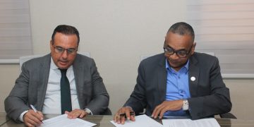 Centro de investigación Two Oceans In Health y la Sociedad Dominicana de Obstetricia y Ginecología firman acuerdo