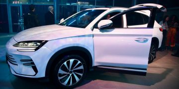 Peravia Motors lanza Nuevo Segmento de BYD de vehículos SÚPER HÍBRIDOS con la Camioneta Shark y la SUV Song Plus