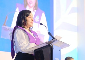 Mil 98 maestros con formación integral son investidos por ISFODOSU en su graduación ordinaria 2024