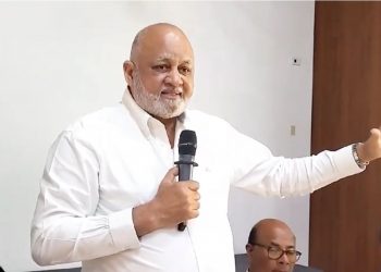 Ministro Fulcar califica de inaceptable petición de parar deportación de haitianos ilegales