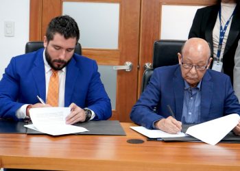 Alcalde de Salcedo Fortalece Lazos Internacionales con Ðiện Biên Phủ a Través de Memorándum de Entendimiento