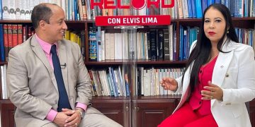 Experta en asuntos migratorios insta al Gobierno a implementar un plan para deportados desde EE. UU.