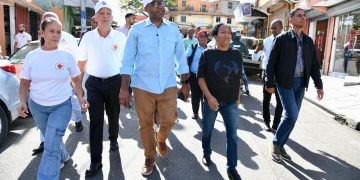 Robert Polanco recorre sector Capotillo; supervisa trabajos realiza Propeep en el populoso sector capitalino