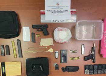 INTERCEPTAN HOMBRE CON MÁS DE MIL GRAMOS  CRACK Y COCAÍNA; Y TRES ARMAS DE FUEGO