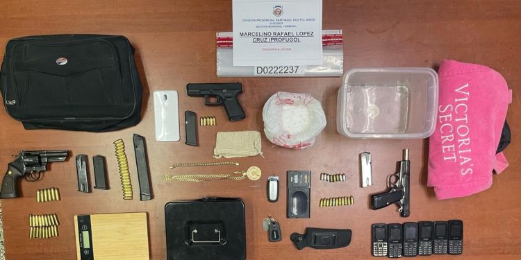 INTERCEPTAN HOMBRE CON MÁS DE MIL GRAMOS  CRACK Y COCAÍNA; Y TRES ARMAS DE FUEGO