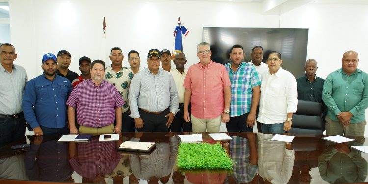 Gobierno y ganaderos buscan frenar el robo de ganado en la región Este