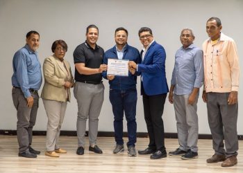 Alcaldía de Santo Domingo Este certifica ganadores del sorteo de obras  Presupuesto Participativo 2025