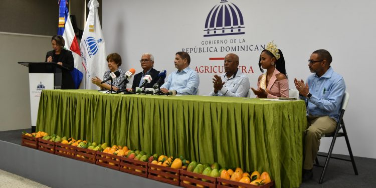 Expo Mango 2025: del miércoles 18 al domingo 22 de junio, en Baní dedicada al ministro  Limber Cruz