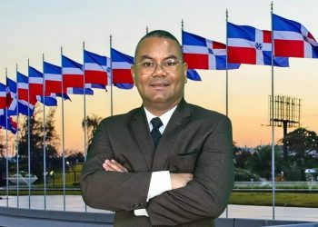 Fiscalía de Ciudad Juan Bosch cita al periodista Logan Jiménez Ramos tras denuncia de dirigente comunitaria
