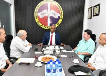 Presidente de la Hermandad se reúne con empresarios y evalúan terminación del Centro de Diagnóstico de los Veteranos