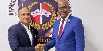 Mayor General (R) Ney Aldrín Bautista, P.N. visita La Hermandad y ofrece todo su apoyo para rescatar la dignidad