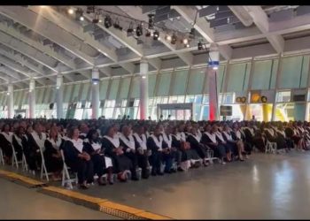 UFHEC gradúa 1,131 profesionales y otorga Doctorado Honoris Causa al Dr. Julio Hazim