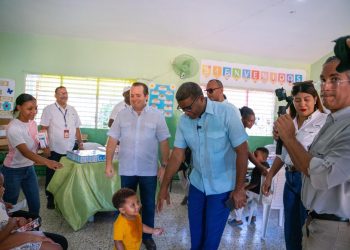 Propeep retoma su agenda de jornadas “Primero Tú”, tras paso de Melissa; en Villa Isabela