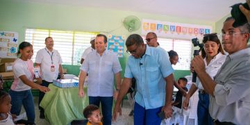 Propeep retoma su agenda de jornadas “Primero Tú”, tras paso de Melissa; en Villa Isabela