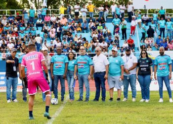 Tropa Celeste imparable: Salcedo FC gana otra vez a O&M y se consolida segundo en la tabla