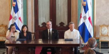 Abinader y gobernadora Kathy Hochul acuerdan fortalecer lazos entre NY y RD