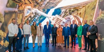 Paliza encabeza foro “El Futuro de Santiago”; anuncia licitación Autopista del Ámbar