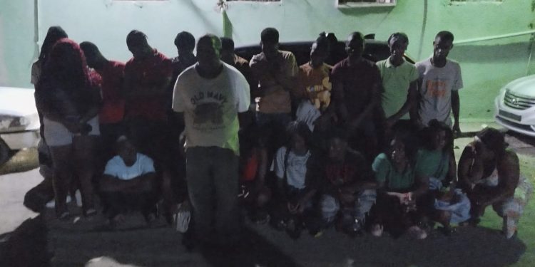 Ejército detiene 19 haitianos ilegales en una cabaña en Santiago Rodríguez