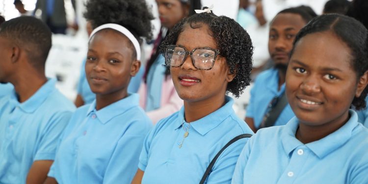 Gobierno entrega Liceo Experimental UASD Elías Piña impactará más de 840 estudiantes en básica y secundaria