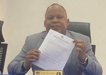 Regidor Eddy Macklem gestiona aumento salarial a empleados ASDO