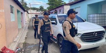 DNCD ARRESTA A RECONOCIDO DISTRIBUIDOR DE DROGAS EN VILLA LOS ALMÁCIGOS