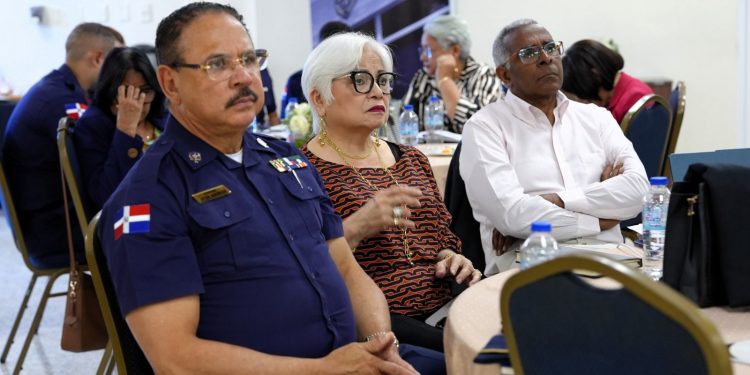 PN impulsa proyectos educativos para fortalecer formación de sus miembros