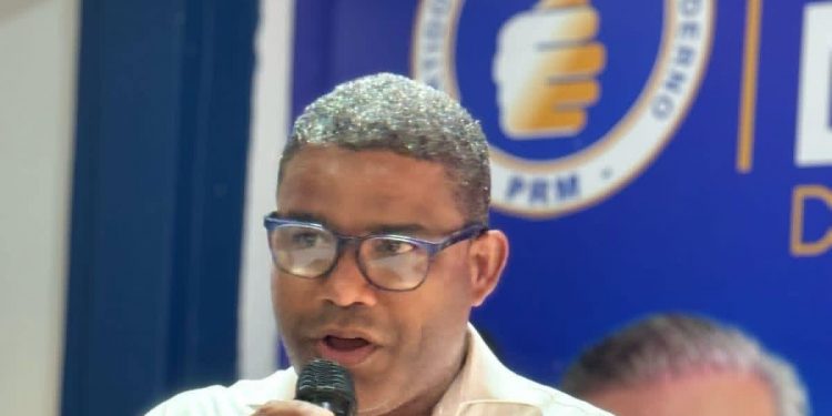 Robert Polanco se perfila favorito para presidir el PRM en la provincia Santo Domingo
