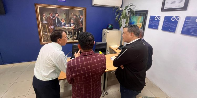 Entregan al periodista Jossan Capell, al Ministerio Público.