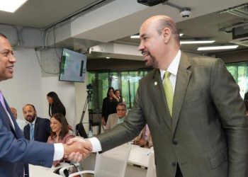 Gómez Mazara llama a universidades liderar transformación digital del país