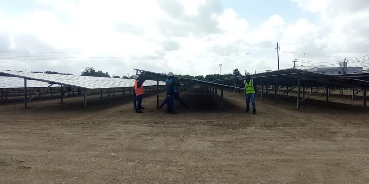 Coraasan construye parque solar de un megavatio para planta de tratamiento de Rafey