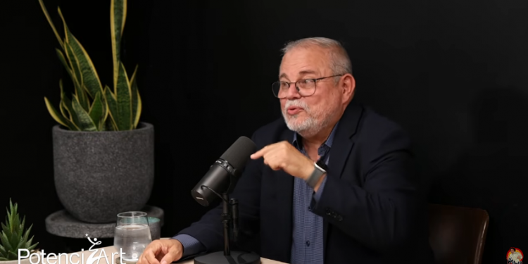 Alfonso Quiñones: “Lo más estrepitoso de todos sus fracasos es Cuba”
