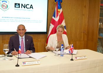 DNCD Y REINO UNIDO FORTALECEN COOPERACIÓN CONTRA CRIMEN ORGANIZADO TRANSNACIONAL