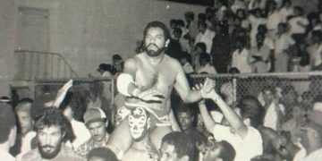 Astroman: De las peleas callejeras al ring, de la mano de Jack Veneno