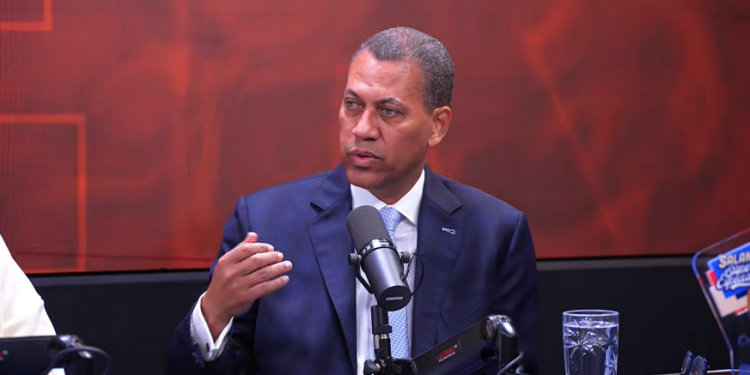 Guido Gómez Mazara cuestiona la “morrobelización” de la política dominicana
