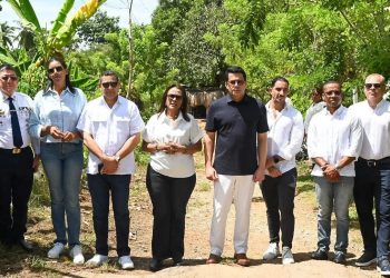 David Collado deja iniciada nuevas obras en Arroyo Barril, Samaná