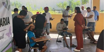 25 reclusos del 15 de Azua se capacitan como peluqueros