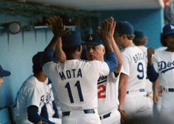 Manny Mota recuerda la filosofía de Tommy Lasorda para los playoffs: