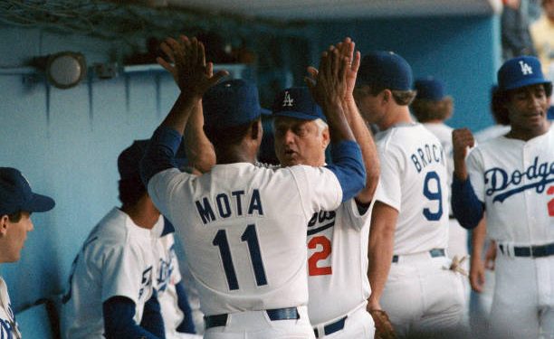 Manny Mota recuerda la filosofía de Tommy Lasorda para los playoffs: