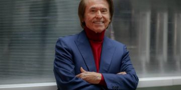 «Aquel»: La nueva serie de Netflix que explora las luces y sombras del legendario cantante Raphael